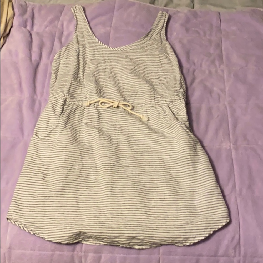 Grey/dark blue white striped dress with pockets!